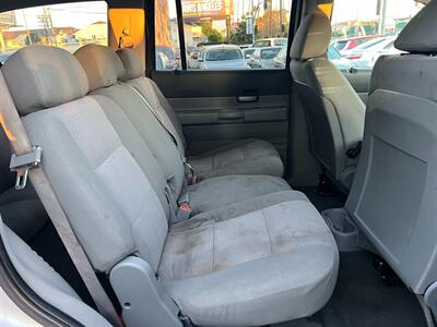 2007 Dodge Durango SLT   - Photo 38 - Los Angeles, CA 91306