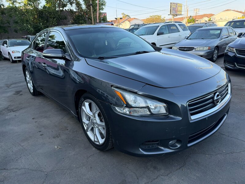 2012 Nissan Maxima 3.5 SV   - Photo 1 - Los Angeles, CA 91306