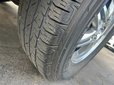 2002 Ford Explorer Sport Trac   - Photo 14 - Los Angeles, CA 91306