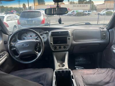 2002 Ford Explorer Sport Trac   - Photo 20 - Los Angeles, CA 91306