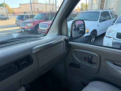 2000 Chevrolet Express G2500   - Photo 48 - Los Angeles, CA 91306