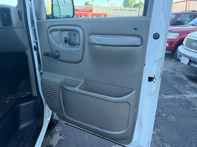 2000 Chevrolet Express G2500   - Photo 40 - Los Angeles, CA 91306