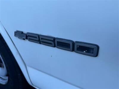 2000 Chevrolet Express G2500   - Photo 39 - Los Angeles, CA 91306