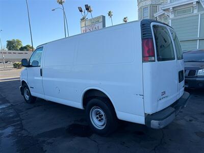 2000 Chevrolet Express G2500   - Photo 31 - Los Angeles, CA 91306