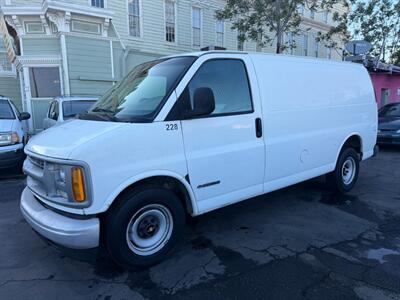 2000 Chevrolet Express G2500   - Photo 27 - Los Angeles, CA 91306