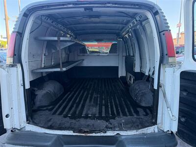 2000 Chevrolet Express G2500   - Photo 46 - Los Angeles, CA 91306