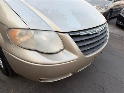 2006 Chrysler Town and Country LX - Photo 68 - Los Angeles, CA 91306