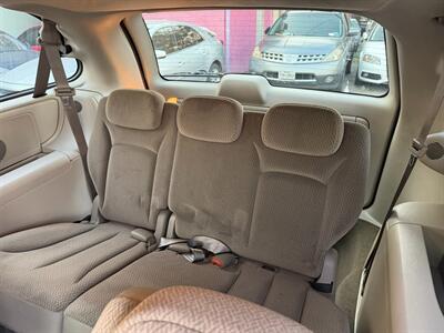 2006 Chrysler Town and Country LX - Photo 20 - Los Angeles, CA 91306