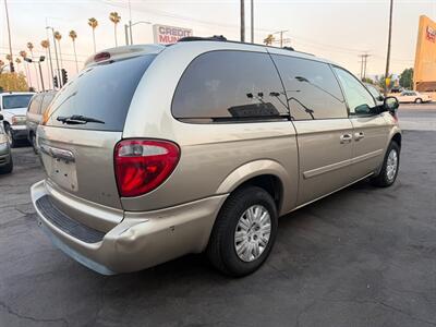 2006 Chrysler Town and Country LX - Photo 7 - Los Angeles, CA 91306