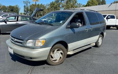 1999 Toyota Sienna XLE   - Photo 1 - Los Angeles, CA 91306