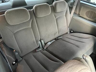 2006 Chrysler Town and Country LX   - Photo 47 - Los Angeles, CA 91306