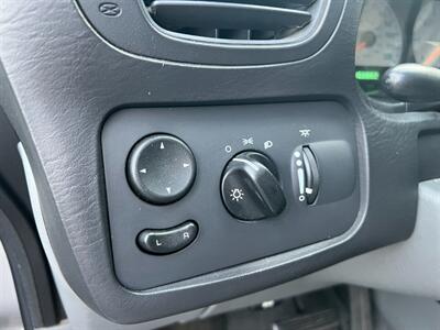 2006 Chrysler Town and Country LX   - Photo 60 - Los Angeles, CA 91306