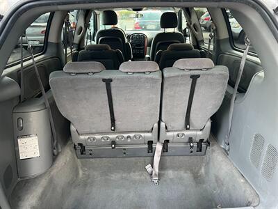 2006 Chrysler Town and Country LX   - Photo 48 - Los Angeles, CA 91306
