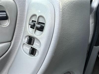 2006 Chrysler Town and Country LX   - Photo 59 - Los Angeles, CA 91306