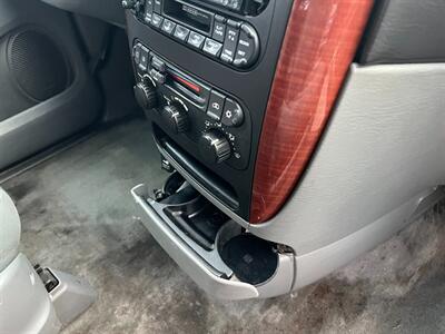 2006 Chrysler Town and Country LX   - Photo 67 - Los Angeles, CA 91306
