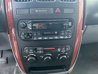 2006 Chrysler Town and Country LX   - Photo 55 - Los Angeles, CA 91306