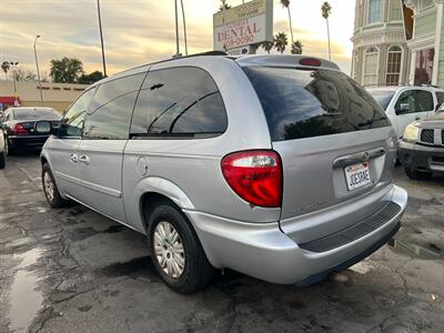 2006 Chrysler Town and Country LX   - Photo 9 - Los Angeles, CA 91306
