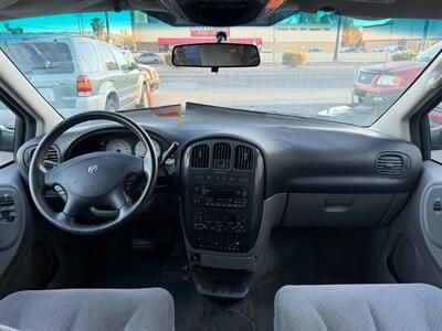 2005 Dodge Grand Caravan SXT   - Photo 47 - Los Angeles, CA 91306