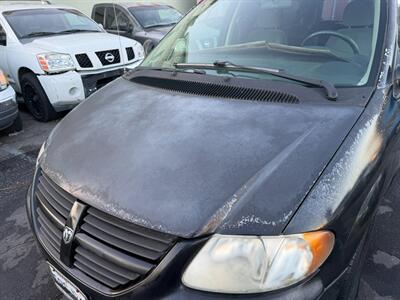 2005 Dodge Grand Caravan SXT   - Photo 56 - Los Angeles, CA 91306