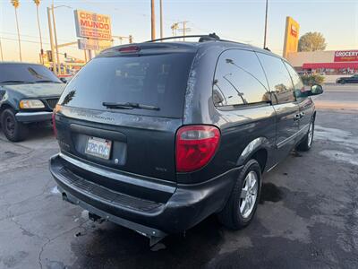 2005 Dodge Grand Caravan SXT   - Photo 33 - Los Angeles, CA 91306