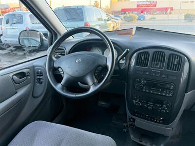 2005 Dodge Grand Caravan SXT   - Photo 24 - Los Angeles, CA 91306