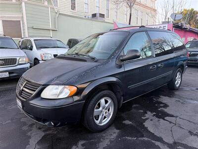 2005 Dodge Grand Caravan SXT   - Photo 26 - Los Angeles, CA 91306
