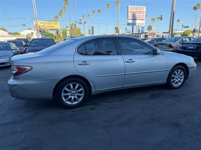 2002 Lexus ES 300 - Photo 6 - Los Angeles, CA 91306