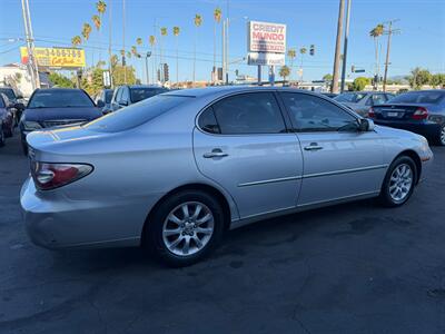 2002 Lexus ES 300 - Photo 7 - Los Angeles, CA 91306