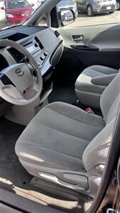 2011 Toyota Sienna Base 7-Passenger   - Photo 10 - Moncton, NB E1C 9R2