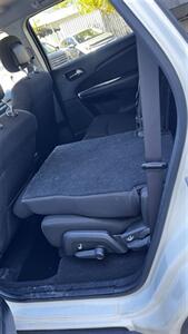 2019 Dodge Journey SXT   - Photo 4 - Moncton, NB E1C 9R2