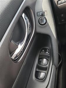 2016 Nissan Rogue S   - Photo 13 - Moncton, NB E1C 9R2