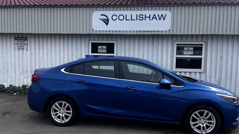 2017 Chevrolet Cruze LT Auto - Photo 1 - Moncton, NB E1C 9R2
