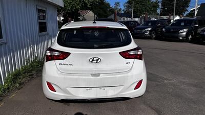2013 Hyundai ELANTRA GT GL   - Photo 4 - Moncton, NB E1C 9R2