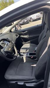 2017 Chevrolet Cruze LT Auto   - Photo 7 - Moncton, NB E1C 9R2
