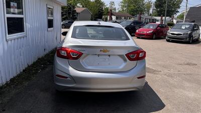 2017 Chevrolet Cruze LT Auto   - Photo 3 - Moncton, NB E1C 9R2