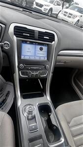2017 Ford Fusion SE   - Photo 9 - Moncton, NB E1C 9R2