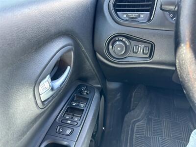 2016 Jeep Renegade Latitude   - Photo 4 - Moncton, NB E1C 9R2