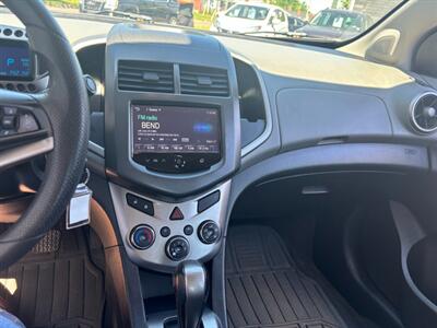 2015 Chevrolet Sonic LT Auto   - Photo 9 - Moncton, NB E1C 9R2