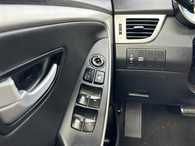2013 Hyundai Elantra GT SE Tech   - Photo 6 - Moncton, NB E1C 9R2