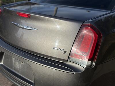 2018 Chrysler 300 S   - Photo 9 - Moncton, NB E1C 9R2