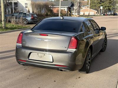 2018 Chrysler 300 S   - Photo 3 - Moncton, NB E1C 9R2