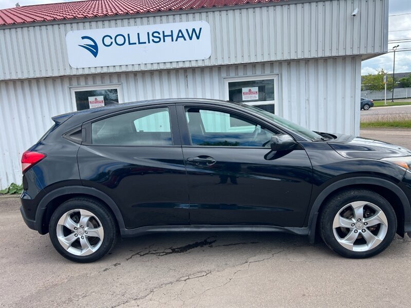 2016 Honda HR-V LX   - Photo 1 - Moncton, NB E1C 9R2