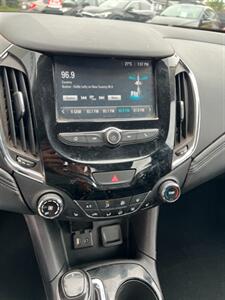 2017 Chevrolet Cruze Premier Auto   - Photo 12 - Moncton, NB E1C 9R2