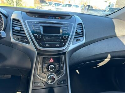 2016 Hyundai Elantra GL   - Photo 8 - Moncton, NB E1C 9R2