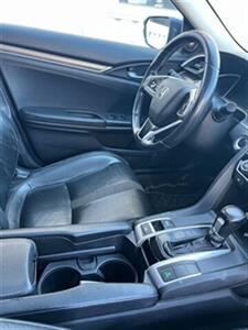 2019 Honda Civic Touring   - Photo 8 - Moncton, NB E1C 9R2