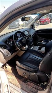 2016 Dodge Grand Caravan Crew Plus   - Photo 4 - Moncton, NB E1C 9R2
