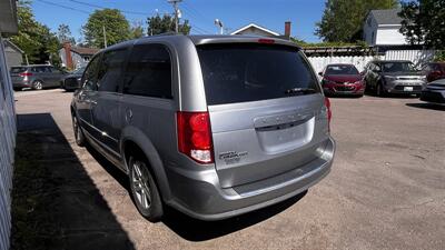 2016 Dodge Grand Caravan Crew Plus   - Photo 8 - Moncton, NB E1C 9R2