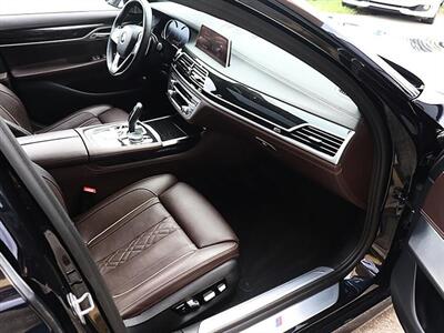 2019 BMW 7 Series 750i   - Photo 11 - Jacksonville, FL 32211