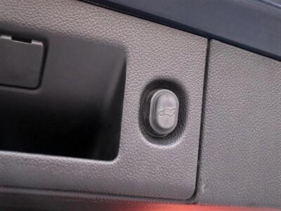 2020 Cadillac Escalade ESV Premium Luxury   - Photo 40 - Jacksonville, FL 32211