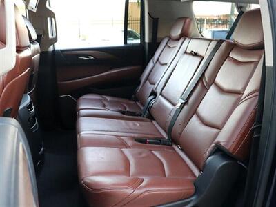 2020 Cadillac Escalade ESV Premium Luxury   - Photo 16 - Jacksonville, FL 32211